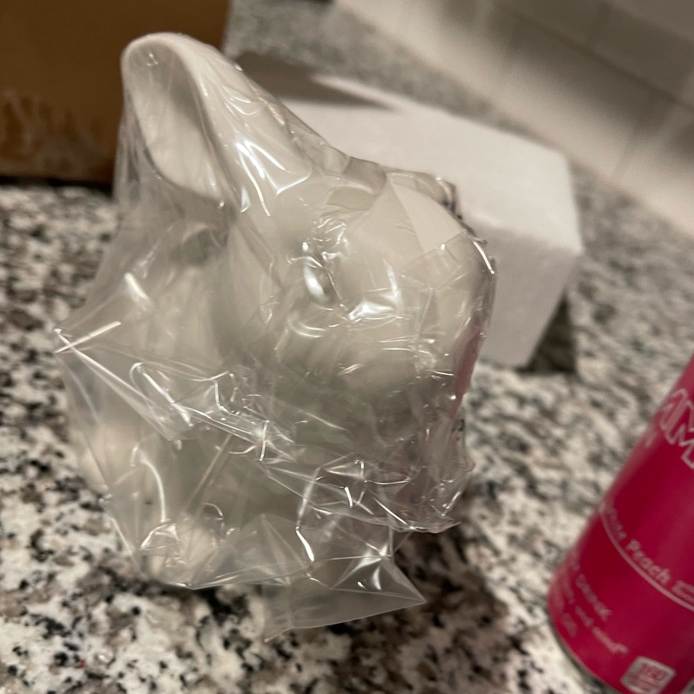 Pottery Barn Ceramic Garden Bunny -Small White NIB - Picture 3 of 10